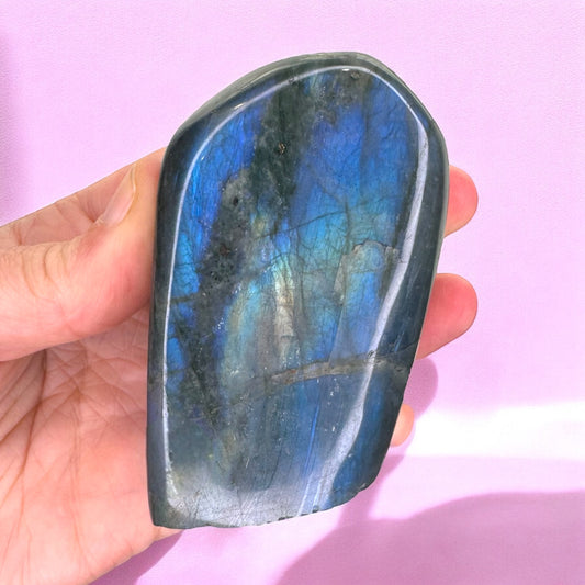 A Grade Labradorite Free From (cw)