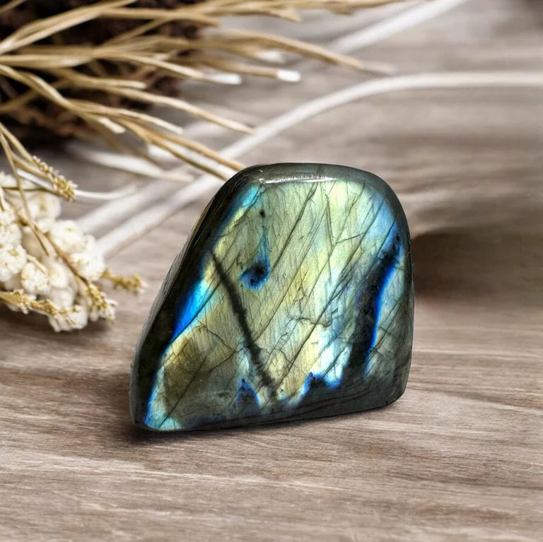 A Grade Labradorite Free From (bf)