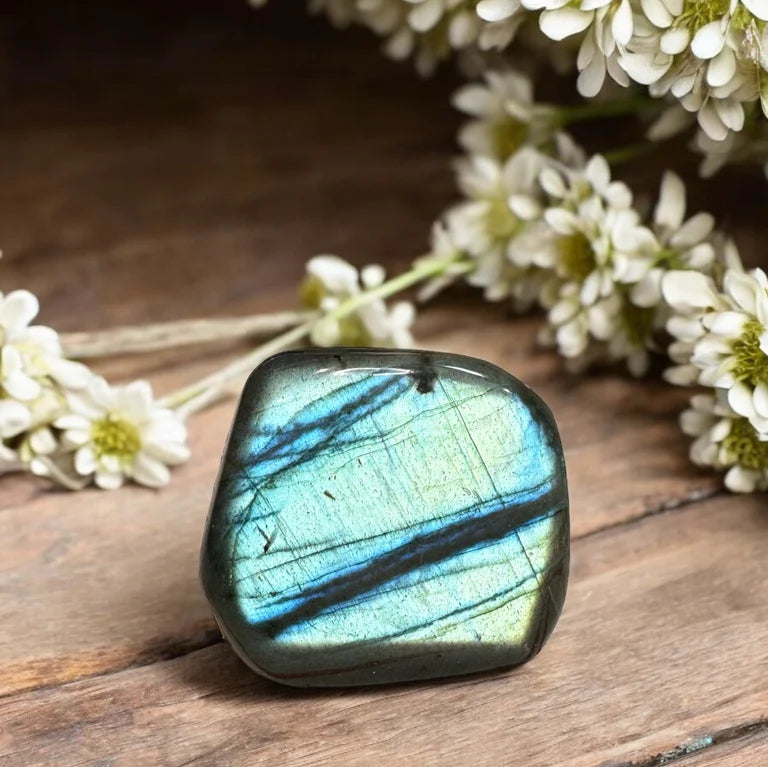 A Grade Labradorite Free From (bk)