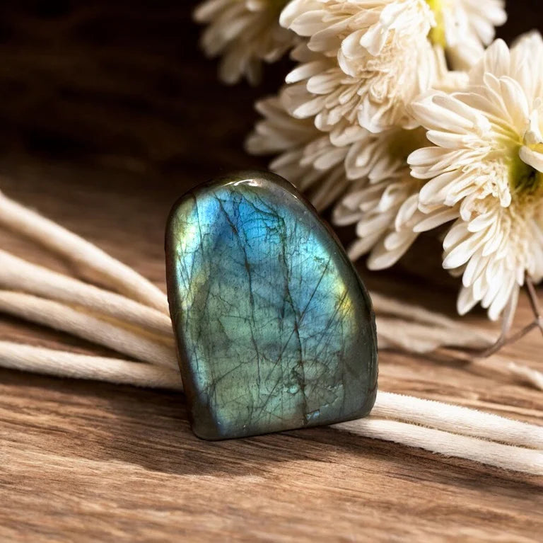 A Grade Labradorite Free From (ca)